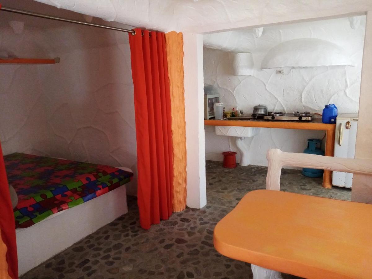 Appartamento Flintstone Mini-Cave Poctoy Esterno foto